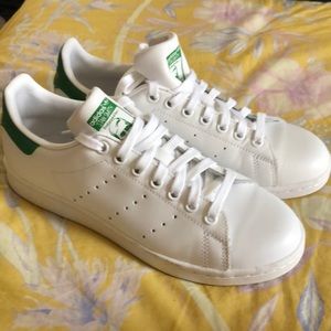Womens Adidas Stan Smith sneakers